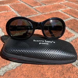 Harry Larry’s “Hippy” style sunglasses